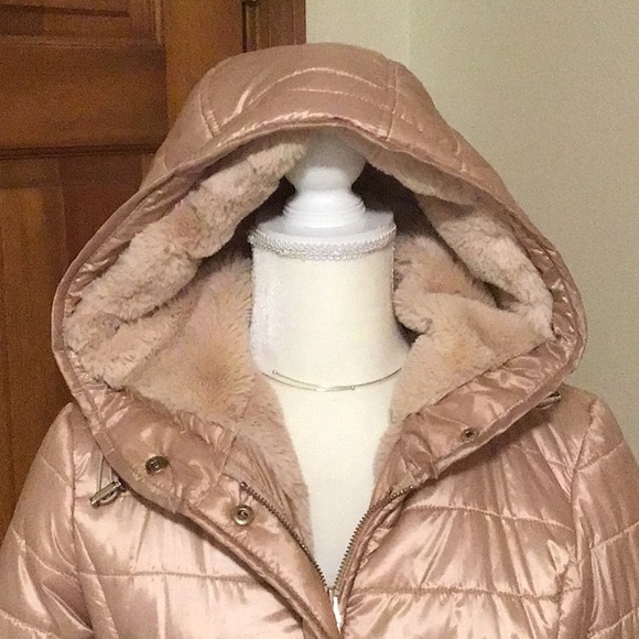 Rose Gold Puff Jacket NWOT - Picture 2 of 5